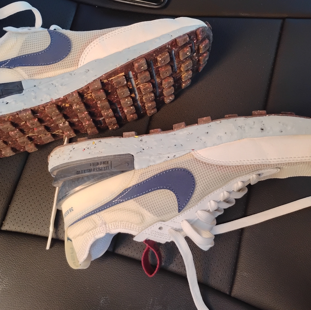 Nike Craft Waffle Summit Sneakers